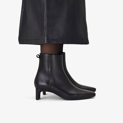Edina Up Black Leather - US 9958