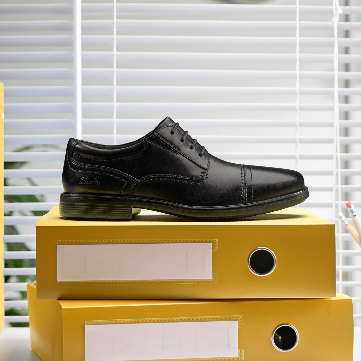 Dresslite Cap Black Leather - US 2402