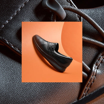 Lynell Slip Black Leather - US 9151