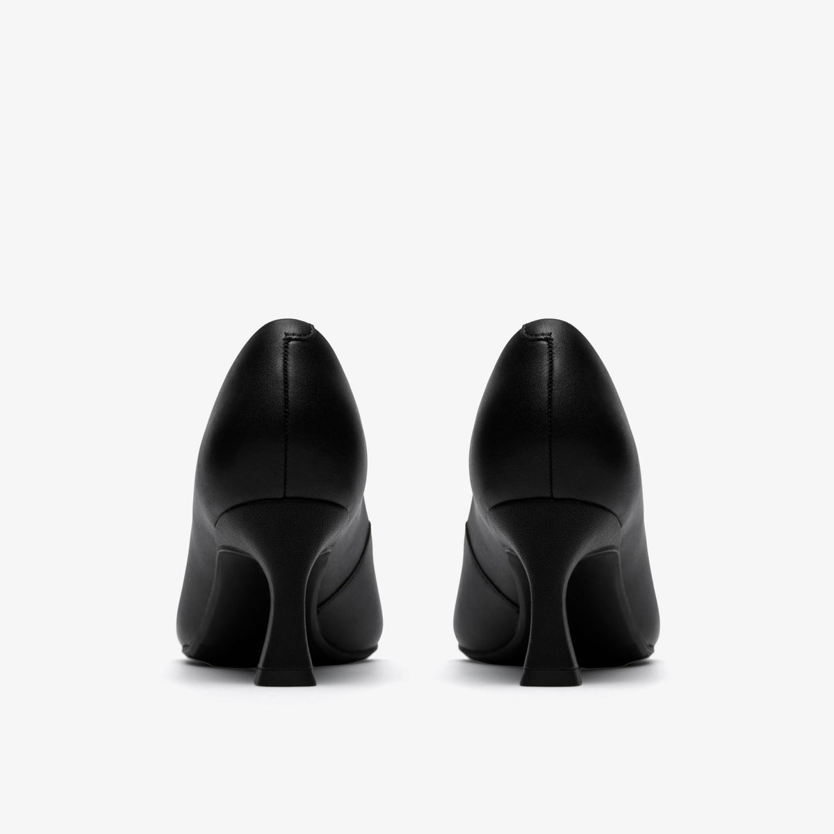 Tammitha Eve Black Leather - US 7806